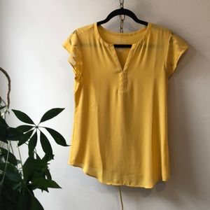 Van Heusen Flutter Top